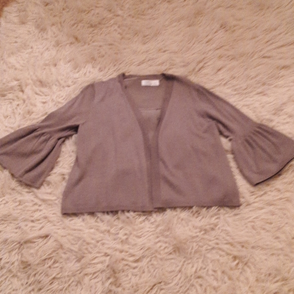 Sweater - Picture 1 of 3